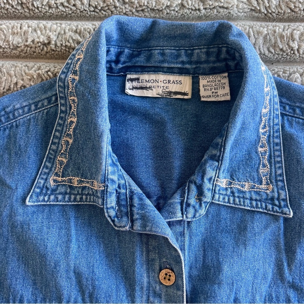 Vintage 100% Cotton Embroidered Denim Vest with Animal Motifs- M - Picture 4 of 6